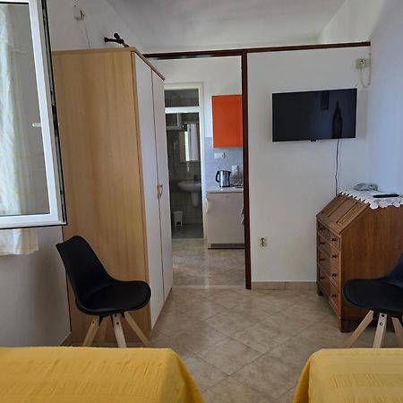 Apartments Bajo - Free Parking ดูบรอฟนิก ภายนอก รูปภาพ