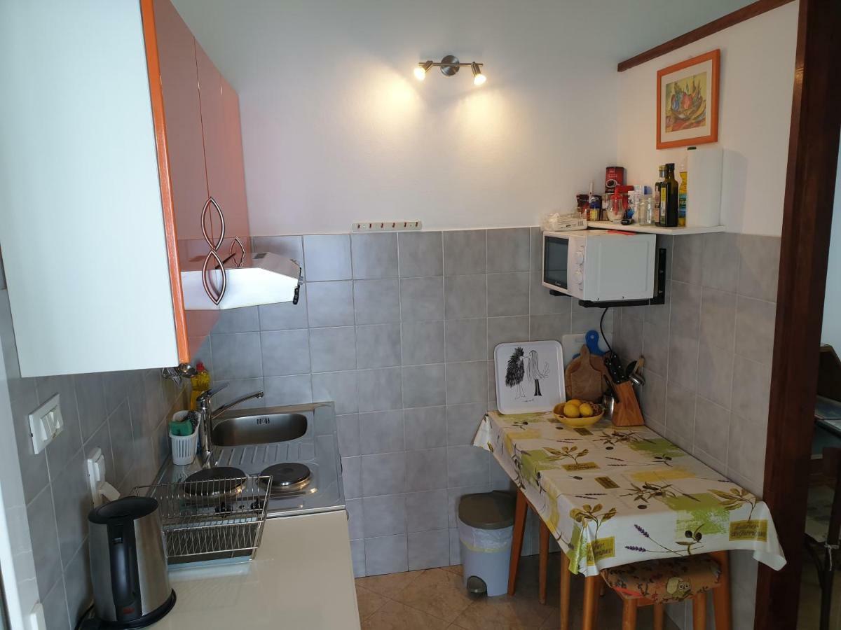Apartments Bajo - Free Parking ดูบรอฟนิก ภายนอก รูปภาพ
