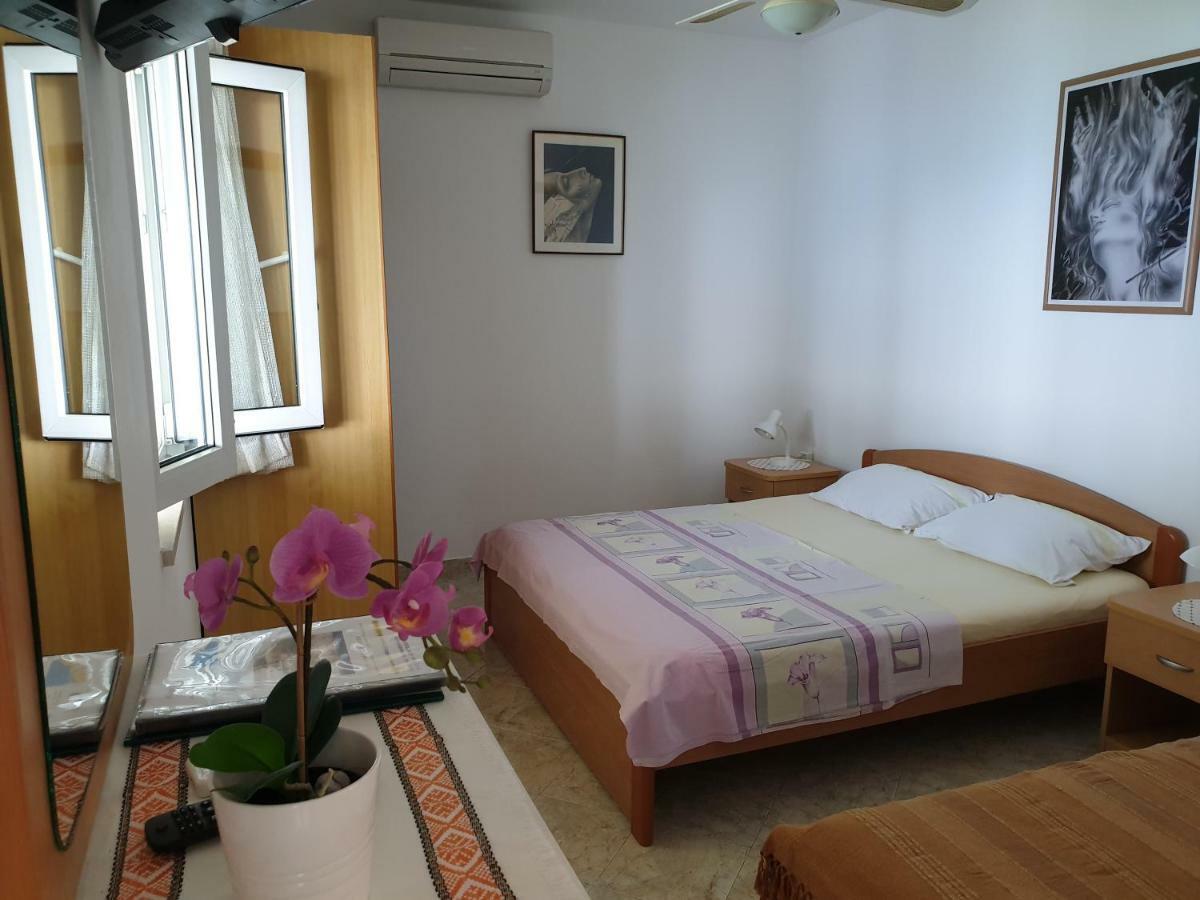 Apartments Bajo - Free Parking ดูบรอฟนิก ภายนอก รูปภาพ